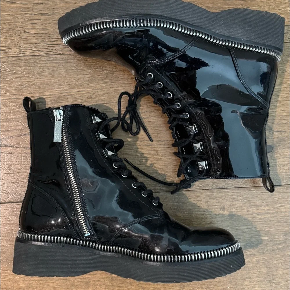 ‼️MICHAEL KORS BLACK GENUINE PATENT LEATHER BIKER BOOTS‼️ Size 8. - Picture 7 of 7